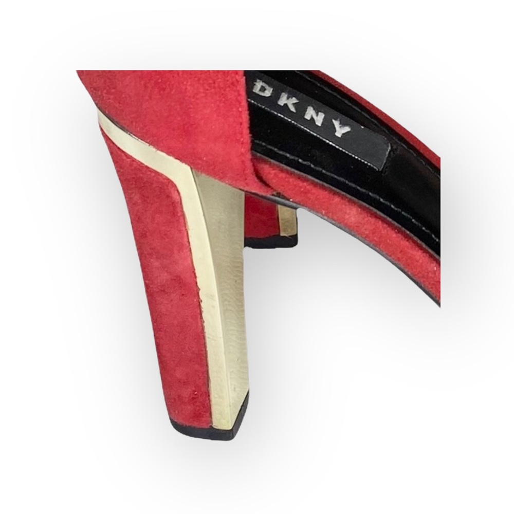 DKNY ༄ Colby T-Strap Platforms Heels Sandals༄ Red Suede Gold Detail ༄ 38 7.5M 8M - Picture 14 of 16